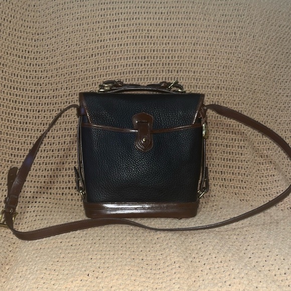 Vintage Dooney & Bourke - Picture 16 of 17